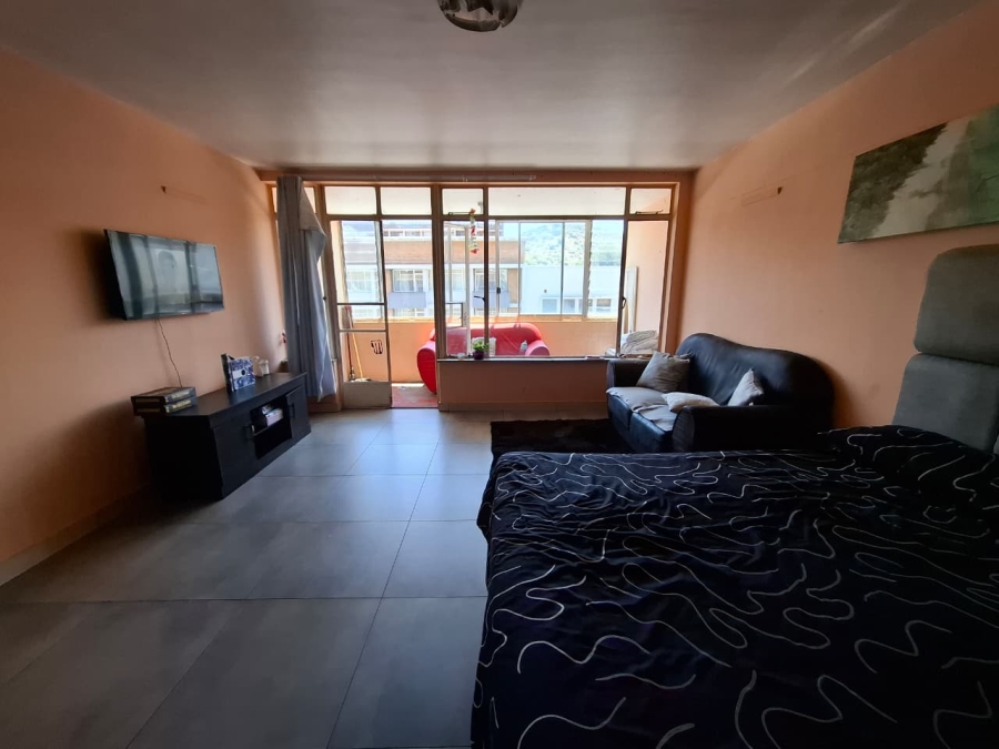 1 Bedroom Property for Sale in Bloemfontein Free State